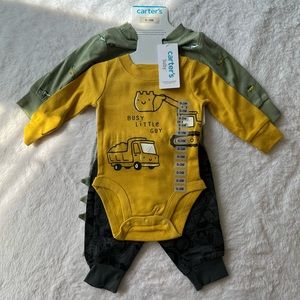 New Carter’s 4-Piece set